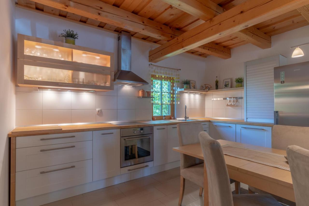 Chalet Haloze Pristava ภายนอก รูปภาพ